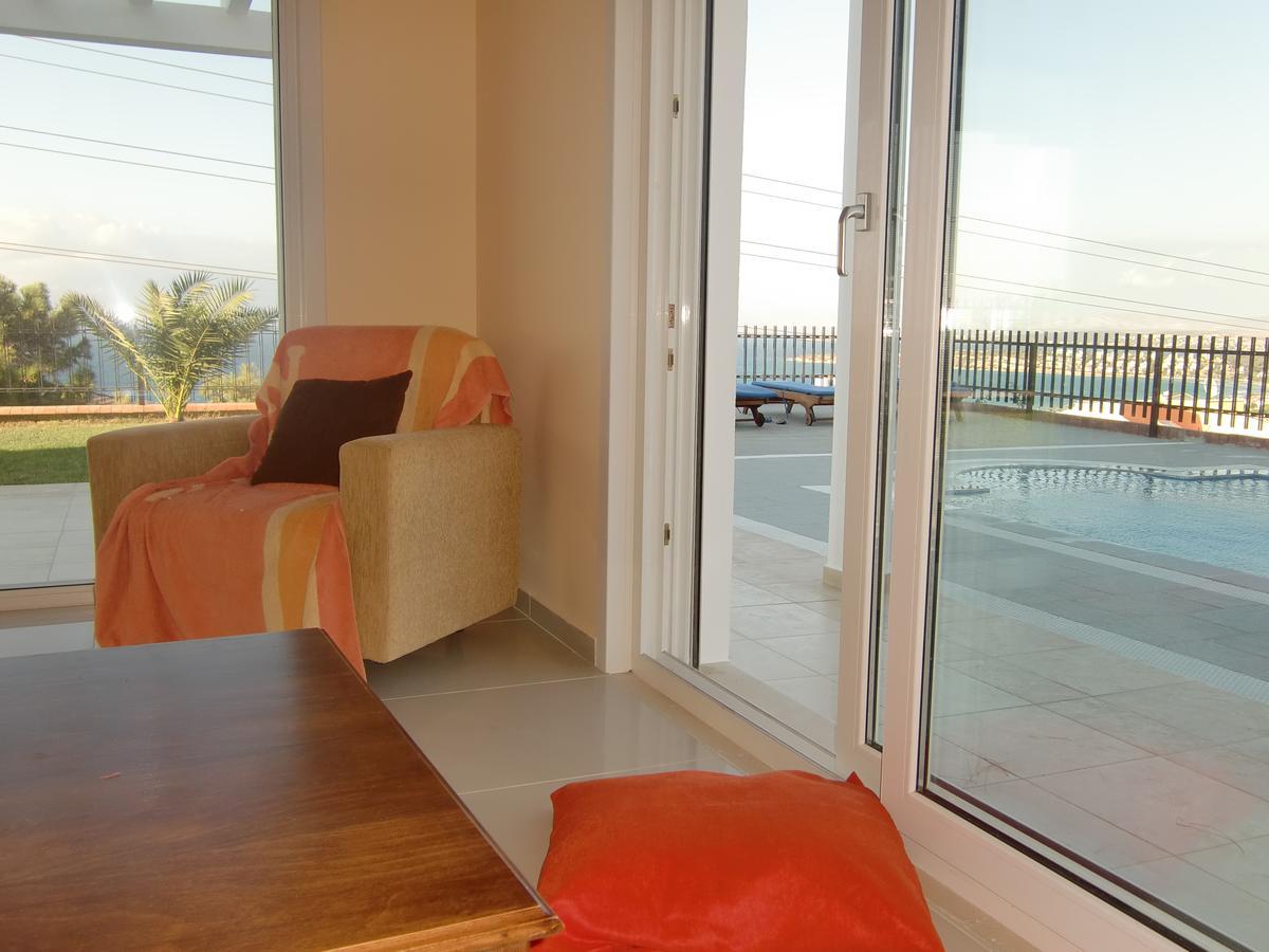 Luxury Villa With Amazing View, Чесме Екстериор снимка